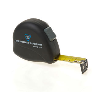 Afbeelding van Rolbandmaat 8m x 25mm, voorzien van rubberen haak met magneten, CE II nauwkeurigheid, lint voorzien van nylon deklaag voor perfecte bescherming